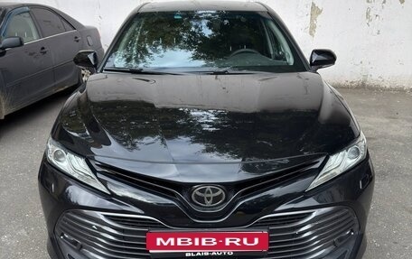 Toyota Camry, 2019 год, 2 500 000 рублей, 2 фотография