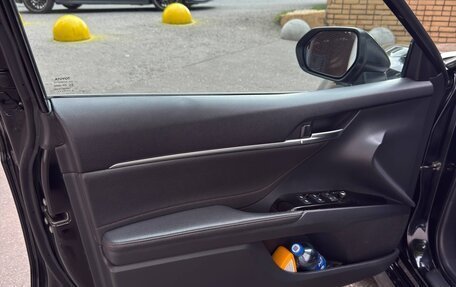 Toyota Camry, 2019 год, 2 500 000 рублей, 7 фотография