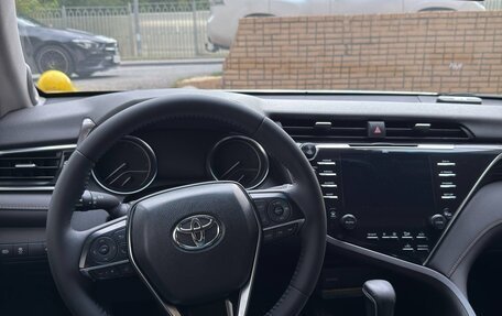 Toyota Camry, 2019 год, 2 500 000 рублей, 13 фотография