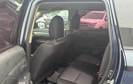 Mitsubishi Outlander III рестайлинг 3, 2018 год, 1 850 000 рублей, 13 фотография