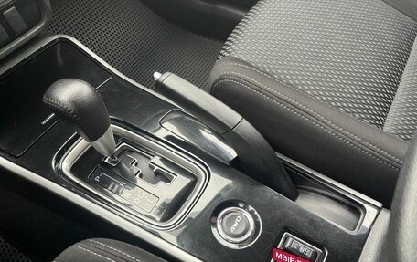Mitsubishi Outlander III рестайлинг 3, 2018 год, 1 850 000 рублей, 24 фотография