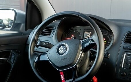 Volkswagen Polo VI (EU Market), 2016 год, 870 000 рублей, 15 фотография