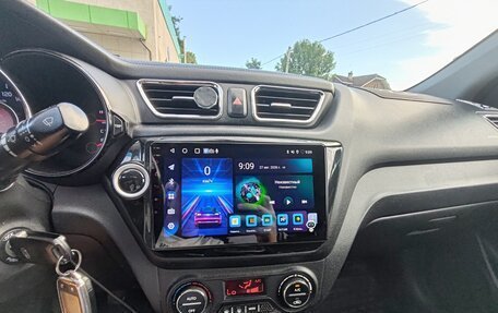 KIA Rio III рестайлинг, 2015 год, 920 000 рублей, 7 фотография