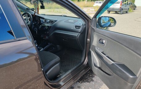 KIA Rio III рестайлинг, 2015 год, 920 000 рублей, 26 фотография