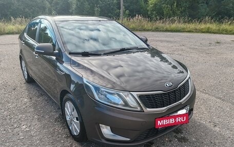 KIA Rio III рестайлинг, 2015 год, 920 000 рублей, 19 фотография