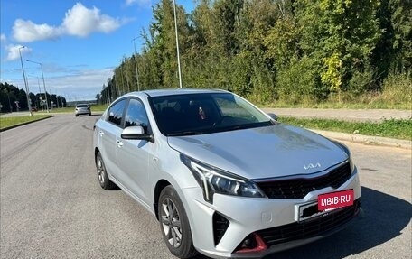 KIA Rio IV, 2022 год, 1 800 000 рублей, 3 фотография