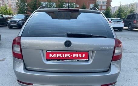 Skoda Octavia, 2011 год, 710 000 рублей, 2 фотография
