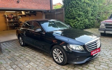 Mercedes-Benz E-Класс, 2016 год, 1 590 000 рублей, 4 фотография