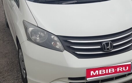 Honda Freed I, 2010 год, 950 000 рублей, 16 фотография