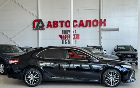 Toyota Camry, 2021 год, 3 750 000 рублей, 4 фотография