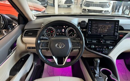 Toyota Camry, 2021 год, 3 750 000 рублей, 11 фотография