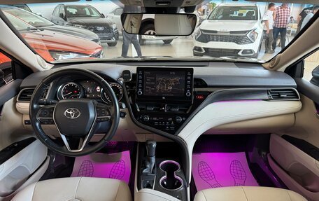 Toyota Camry, 2021 год, 3 750 000 рублей, 12 фотография