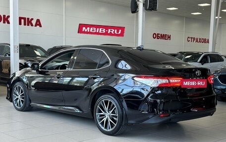 Toyota Camry, 2021 год, 3 750 000 рублей, 7 фотография