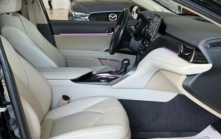 Toyota Camry, 2021 год, 3 750 000 рублей, 21 фотография