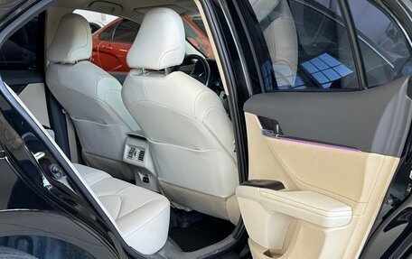 Toyota Camry, 2021 год, 3 750 000 рублей, 22 фотография