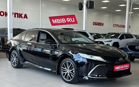 Toyota Camry, 2021 год, 3 750 000 рублей, 3 фотография