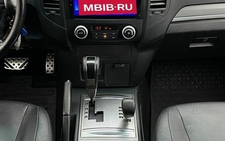 Mitsubishi Pajero IV, 2011 год, 1 899 000 рублей, 13 фотография