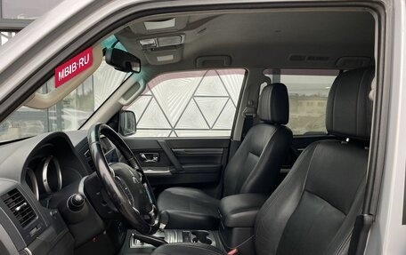 Mitsubishi Pajero IV, 2011 год, 1 899 000 рублей, 20 фотография