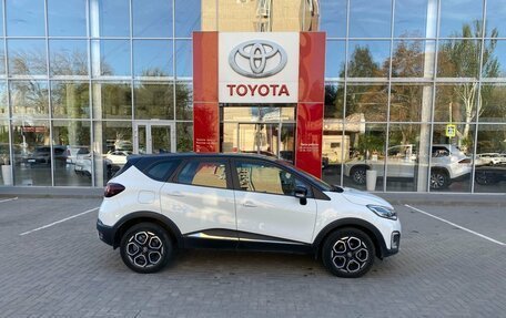 Renault Kaptur I рестайлинг, 2021 год, 1 850 000 рублей, 4 фотография