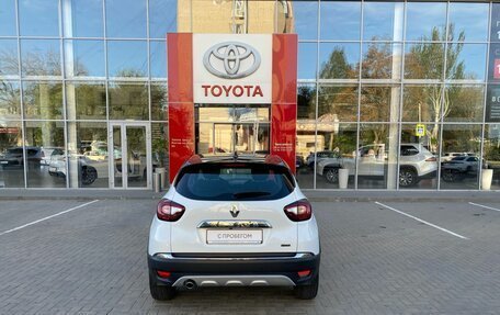 Renault Kaptur I рестайлинг, 2021 год, 1 850 000 рублей, 6 фотография
