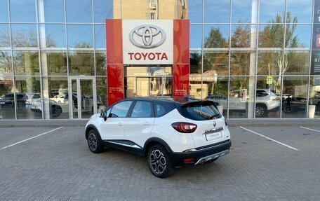 Renault Kaptur I рестайлинг, 2021 год, 1 850 000 рублей, 7 фотография