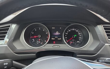 Volkswagen Tiguan II, 2018 год, 2 850 000 рублей, 7 фотография