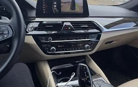 BMW 5 серия, 2017 год, 2 910 000 рублей, 7 фотография