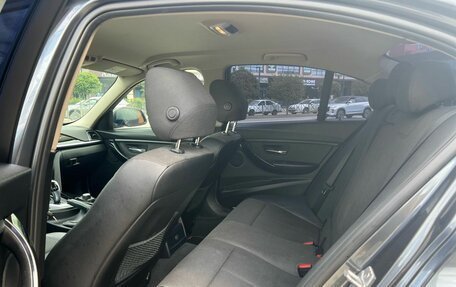 BMW 3 серия, 2017 год, 2 270 000 рублей, 16 фотография