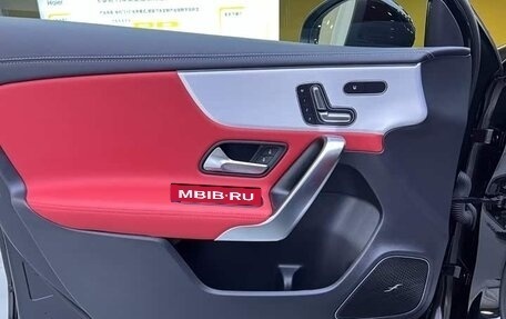 Mercedes-Benz A-Класс AMG, 2023 год, 5 130 000 рублей, 24 фотография