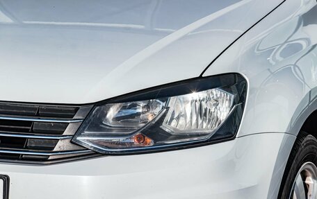 Volkswagen Polo VI (EU Market), 2018 год, 900 000 рублей, 10 фотография