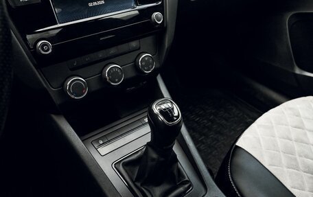 Skoda Octavia, 2017 год, 1 415 000 рублей, 10 фотография