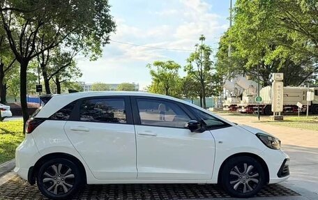 Honda Fit, 2022 год, 1 240 000 рублей, 9 фотография
