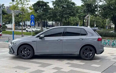 Volkswagen Golf VIII, 2023 год, 1 989 000 рублей, 6 фотография
