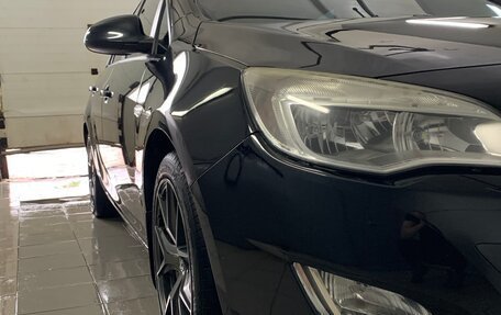 Opel Astra J, 2012 год, 670 000 рублей, 1 фотография