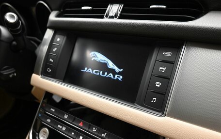 Jaguar XF II, 2018 год, 2 040 000 рублей, 15 фотография