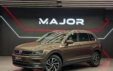 Volkswagen Tiguan II, 2018 год, 2 150 000 рублей, 1 фотография