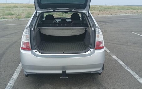Toyota Prius, 2007 год, 750 000 рублей, 3 фотография