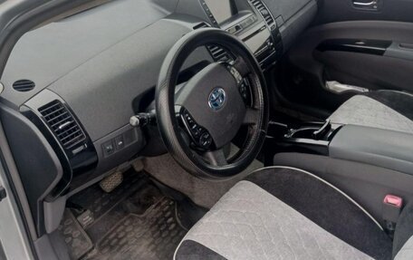 Toyota Prius, 2007 год, 750 000 рублей, 12 фотография