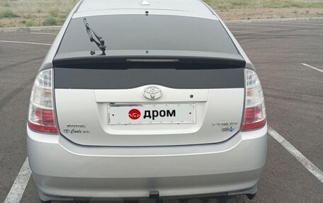 Toyota Prius, 2007 год, 750 000 рублей, 10 фотография