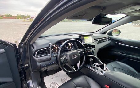 Toyota Camry, 2021 год, 3 150 000 рублей, 8 фотография