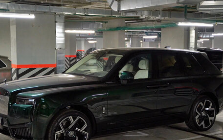 Rolls-Royce Cullinan, 2026 год, 70 000 000 рублей, 2 фотография