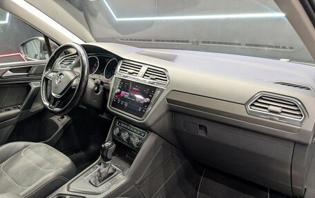 Volkswagen Tiguan II, 2018 год, 2 150 000 рублей, 18 фотография