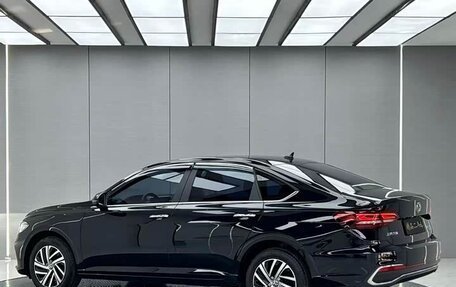 Volkswagen Lavida, 2022 год, 1 020 000 рублей, 5 фотография