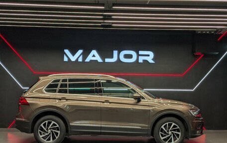 Volkswagen Tiguan II, 2018 год, 2 150 000 рублей, 30 фотография