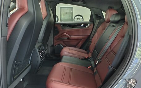 Porsche Cayenne III, 2026 год, 28 960 000 рублей, 13 фотография