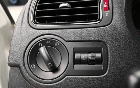 Volkswagen Polo VI (EU Market), 2015 год, 999 000 рублей, 19 фотография