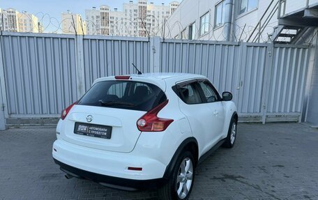 Nissan Juke II, 2011 год, 749 000 рублей, 6 фотография