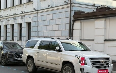Cadillac Escalade IV, 2019 год, 7 000 000 рублей, 1 фотография