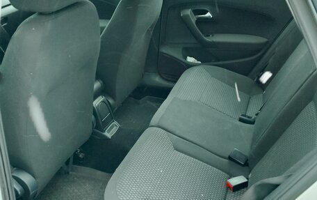 Volkswagen Polo VI (EU Market), 2012 год, 850 000 рублей, 13 фотография