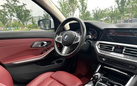 BMW 3 серия, 2021 год, 2 410 000 рублей, 13 фотография